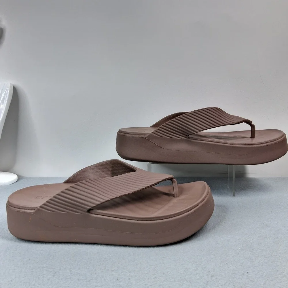 Crocs Brooklyn Flip Flop Platform Sandal Casual Womens Size 10 Mauve Brown